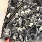 Burton  Black and White Women's Ski Jacket Photo 9