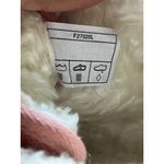 UGG  WOMEN’S 1119597 Neumal boots Lace Red White Women’s Sz 7 Boots Booties Photo 3