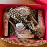 Betsey Johnson Floral Fabric Platform Glitter Block Open Toe Heels Tan Gold 10 Photo 12