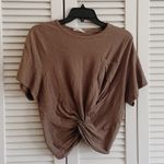 Vestique Brown Tie Front T-Shirt Photo 0