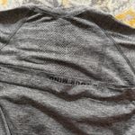 Lululemon  swiftly tech short sleeve size 6 slate grey Photo 2