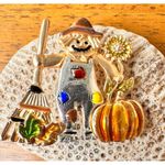 Scarecrow Brooch Pin New Fall Pumpkin Autumn Leaves Rake Sunflower Overa… Gold Photo 3