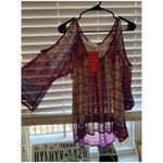 Evereve NWT Geometric Cold Shoulder  Blouse Photo 3