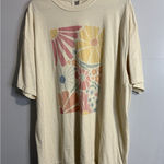 Comfort Colors  Retro Flowers Shirt Women's Size 2XL Photo 0