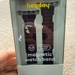 Heyday  Magnetic Burgundy Apple Watch Band 42-49mm Photo 0