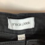 Sneak Peek Size 9 Black Denim Jeans With Pockets, Preloved. Photo 4
