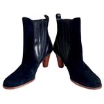 UGG  Black Suede and Leather Stacked Heel Sherpa Lined Chelsea Boots, Size 6 Photo 5