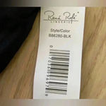 🆕Rene Rofe Seamless Cut Out Black Sport Bra🆕 Size M Photo 10