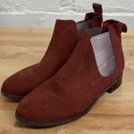 Toms Burgendy Ankle Booties Chelsea Booties Burgundy - Size W9 Photo 0