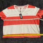 Tommy Hilfiger Women’s Tommy Jeans Tee Photo 8
