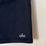 Alo Yoga 5" Seamless Ribbed Favorite Short Black Size Small EUC Photo 2