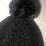 Steve Madden Pom Pom Beanie winter hat black Photo 1