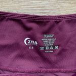 Zyia  Active Plum Purple Capri Leggings 6-8 Photo 2