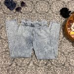 SO High Rise Mom Jeans  Clothing Size 1 Photo 4