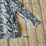 SUNSENSE by JAMIE SADOCK Ultralight Gray Black Snakeskin Print Sz XL Longsleeve Photo 5