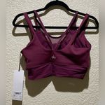 Alo Yoga NWT Airlift Double Trouble Sports Bra Wild Berry SOLD OUT Color Size M Photo 3