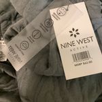 Nine West  Active Size Large Women's Gray Quilted Sweatshirt With Pocket. New Photo 6