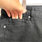 Old Navy Womens Shorts Jean Denim Black High Rise OG Straight Cut Off Size 20 Photo 5