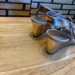 New York Transit  Gold Wedges Size 9.5‎ Photo 6