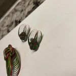 Handmade Hand Crafted Pin Brooch & Non Pierced Screw On Earrings Set Green /Red Photo 7