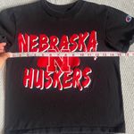Champion  Black Red White Graphic Nebraska Huskers Tee Sz Xs Photo 3