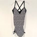 Athleta  Laguna‎ Side Scrunch Tankini Swim Top Women's 32D/DD Black White Photo 3