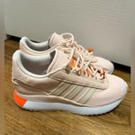 Adidas  SI Andridge 
Womens Sneakers size 6.5 Photo 1