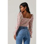 ASTR 💕 THE LABEL💕 Floral Tie Shoulder Long Sleeve Top ~ Pink Floral Print M NWT Photo 6