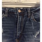 KanCan Size 27 Estilo Styled Distressed High Rise Mom Shorts Stretch 2" Inseam Photo 4