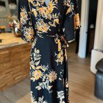 Fifth Avenue  Floral Kimono Dress. Size Medium Photo 3