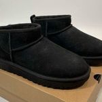 UGG  women’s classic ultra mini booties Photo 0