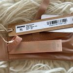 SKIMS Wireless Form T-shirt Bra Mica Size 32A Photo 7