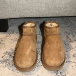UGG  Ultra Mini Chestnut Boots Photo 4