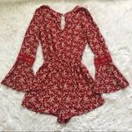 Hollister Women’s long sleeve romper shorts in all over floral red size Medium Photo 4