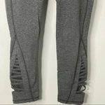 Athleta 𝅺 Grey Spacedye Criss-Cross Capri XS Photo 2