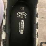 Athletic Works NWT Leapard Soft Running Sneaker Photo 7