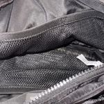 Lululemon Everywhere Belt Bag Fanny Pack Travel Pouch Adjustable Strap Waist Pac Black Photo 9