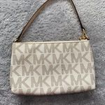 Michael Kors Small Purse Photo 1