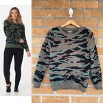 Barefoot Dreams  cozychic seasode crew neck pullover green camo small Photo 1
