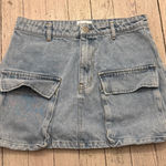 Hazel Boutique  Women’s Light Wash Front Pocket Denim Mini Skirt Size S Photo 0