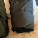 Elegant Black Puffer Jacket with Faux Fur Trim size L Size L Photo 3