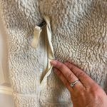 Patagonia  Women Fleece Vest Beige Zip Pockets Size S Warm Outdoor Casual Photo 4