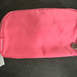 Lululemon  athletica Vibrant Pink everywhere belt bag Photo 0