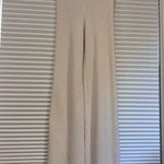 Cream colored 2 piece comfy set size small White Photo 2