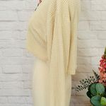 Boutique Textured Mother Earth Tee Photo 4