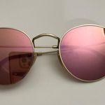 Ray-Ban Pink  sunglasses!! Photo 0