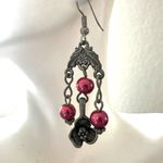 Silver tone pink beaded flower dangling earrings Photo 1
