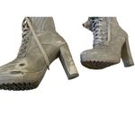 Shoe Dazzle Ayah Chunky High Heeled Boots Everyday Preppy Goth Grunge Gray Size 9.5 Photo 2