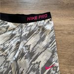 Nike Pro Grey Patterned Cropped Biker Athletic Gym Leggings Photo 3