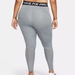 Nike  Pro 365 Leggings Photo 1